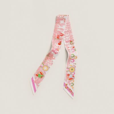 エルメス　ツイリー　マーブルシルク　エクスリブリス Ex-Libris Marble Silk Twilly | Hermès USA